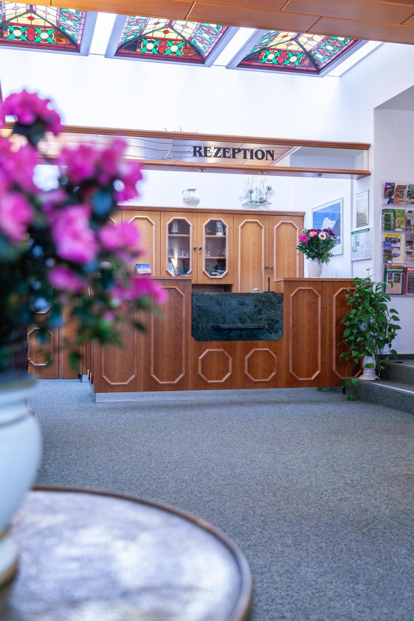 אייזנבאך Hotel Klostergarten מראה חיצוני תמונה