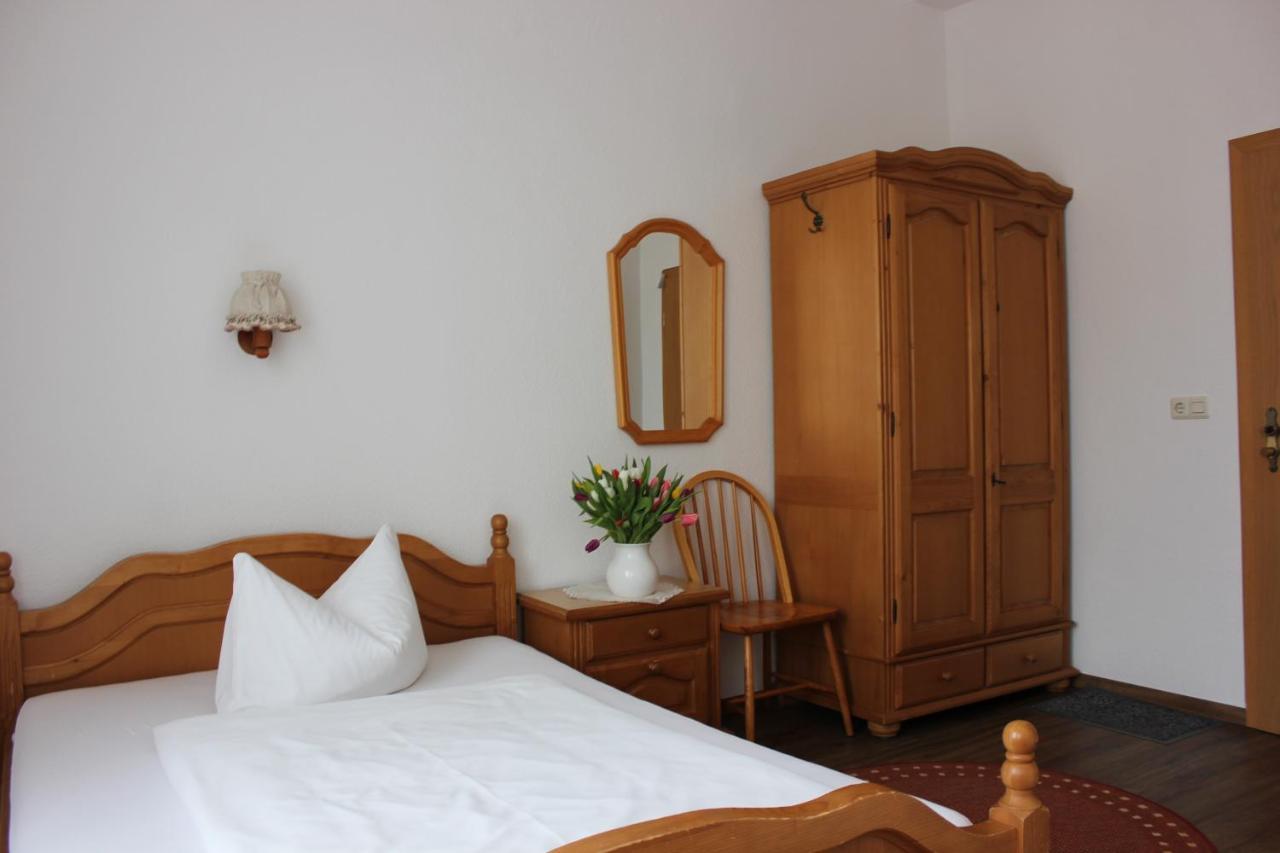 אייזנבאך Hotel Klostergarten מראה חיצוני תמונה